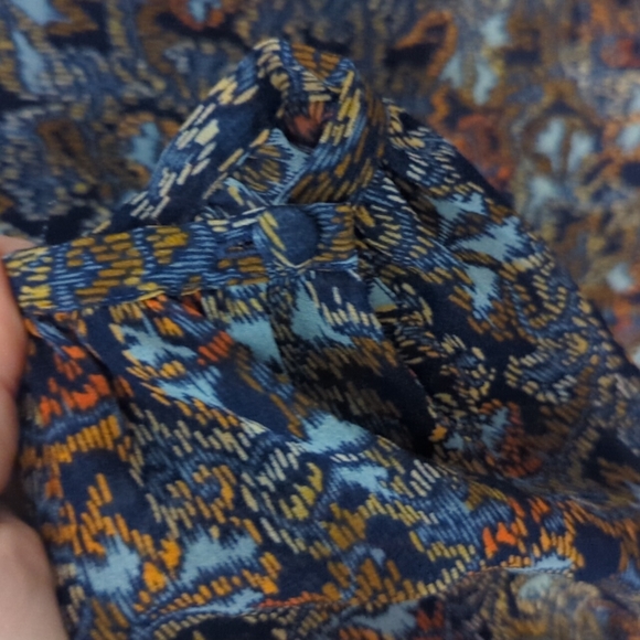 Cabi top - Picture 4 of 5